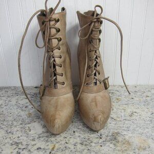 Steve Madden Carnaby Ankle Boots Size 8